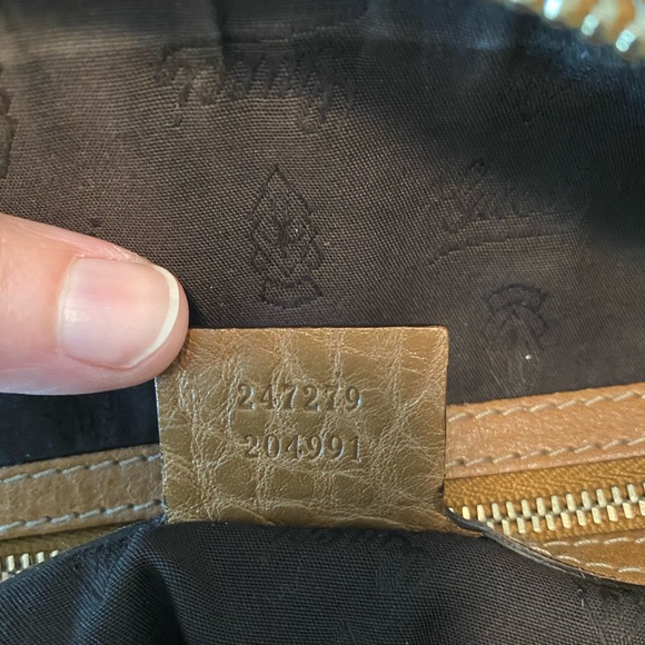 247279/204991 Gucci GG Charm Dome Bag- Beige - Picture 7 of 7